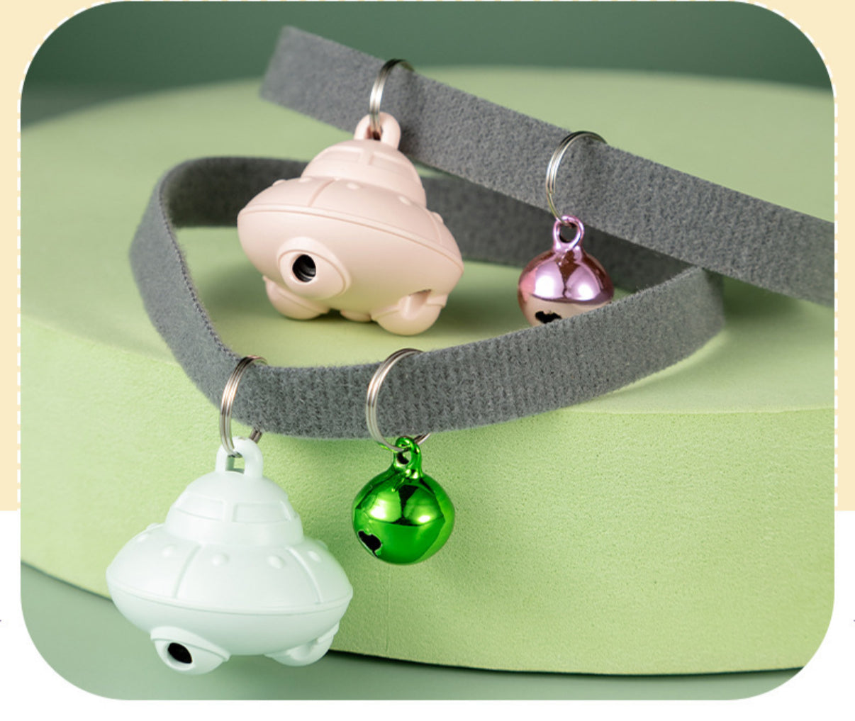 Cat Laser Toy Collar Flying Saucer USB Charging With Bell