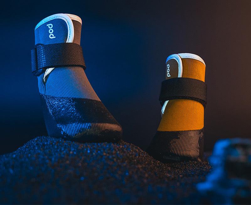 4 PCS Dog Boots Paw Protector,Sports Non-Slip Pet Dog Anti-Slip Sole, Breathable Dog Booties Paw Protector for Hot Pavement Winter Snow Hiking Booties (Copy)