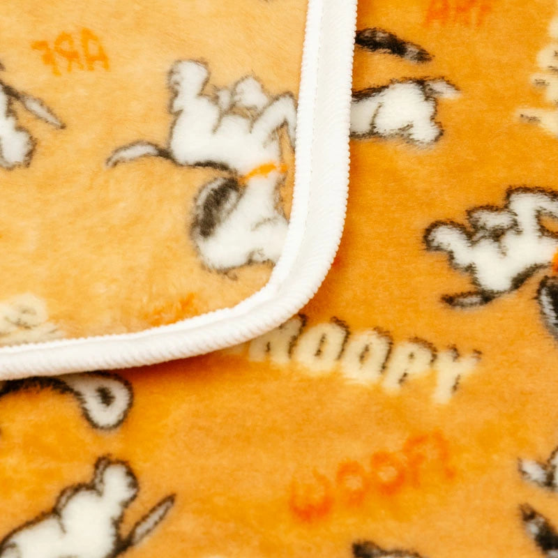 Authentic Snoopy Tekuteku Dog Blanket – Winter Pet Blanket (90x60cm)