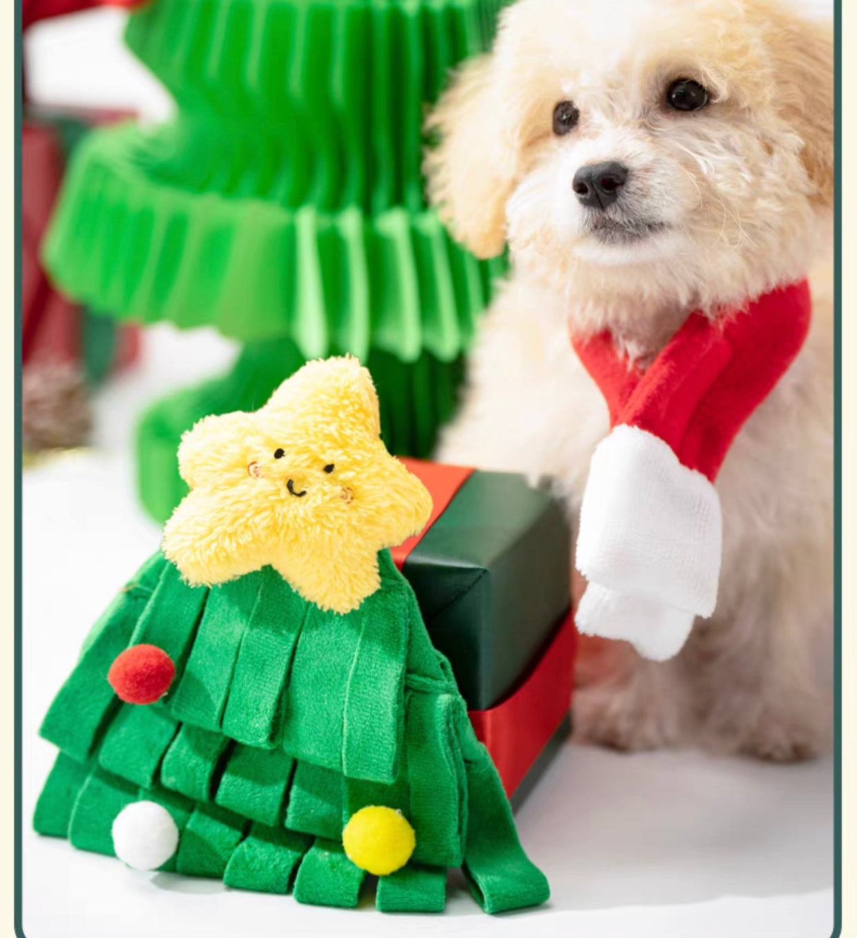 Sniffing Christmas Tree Mat