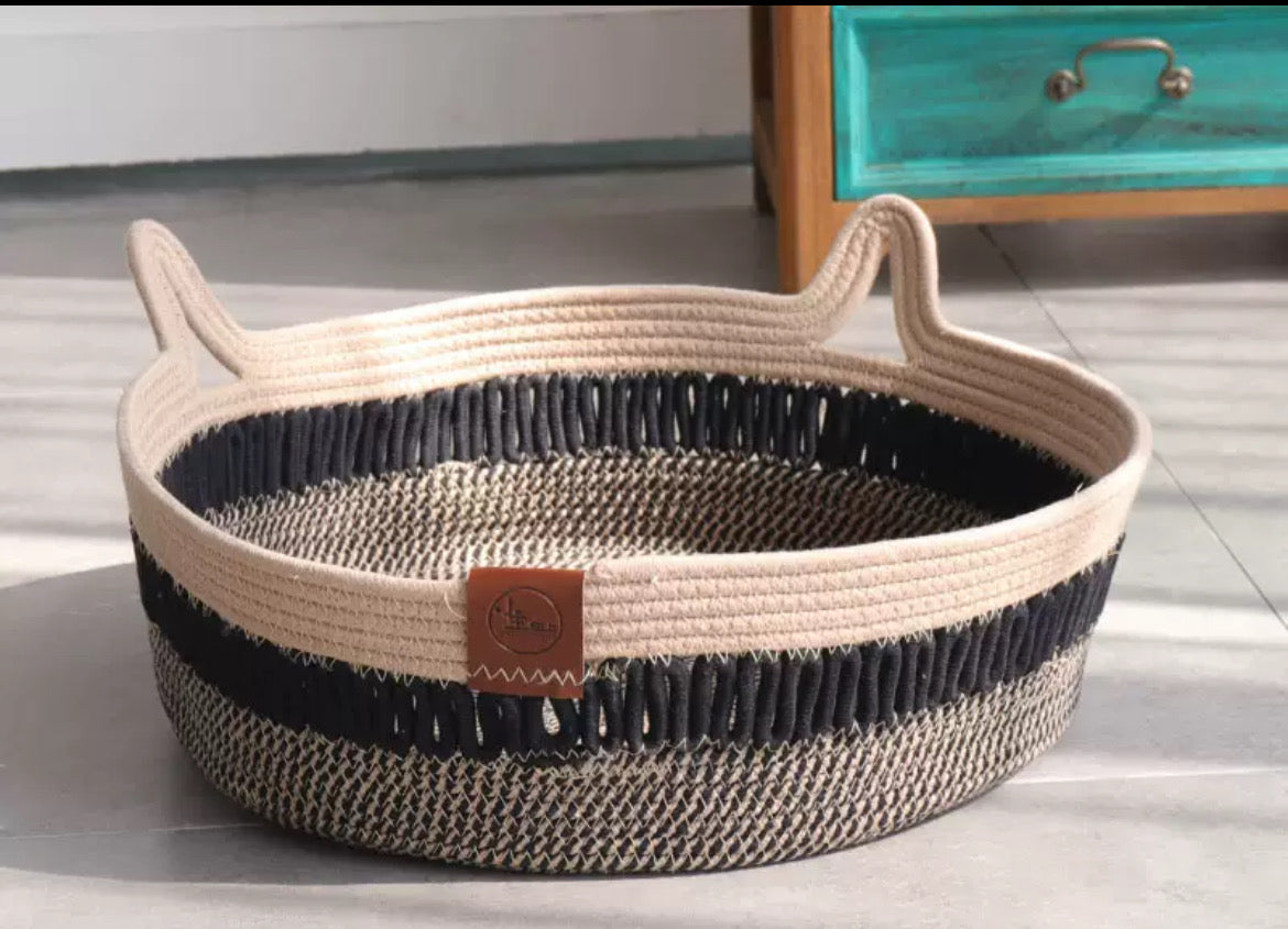 Handwoven Cotton Rope Cat Bed for All Seasons