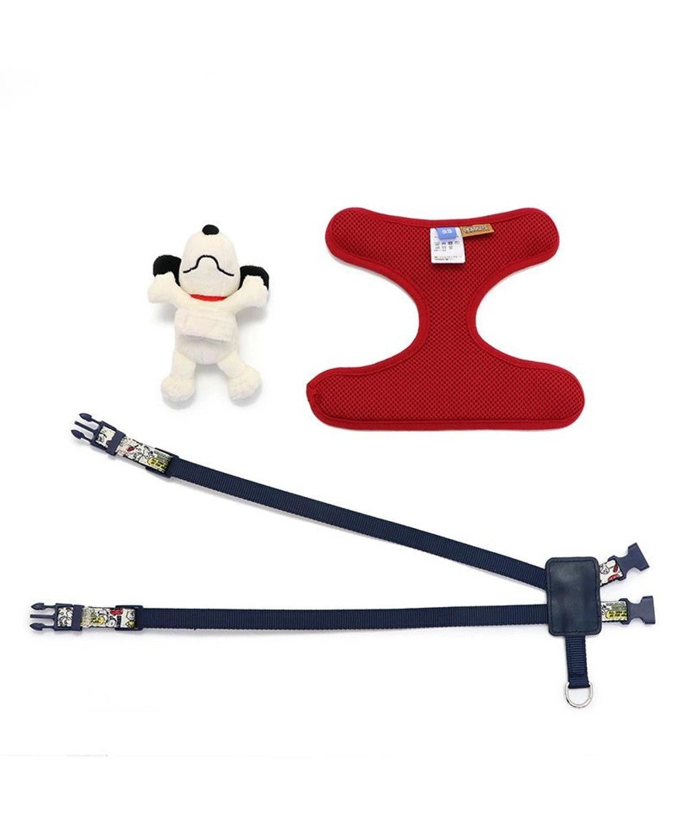 Harness with Snoopy mascot