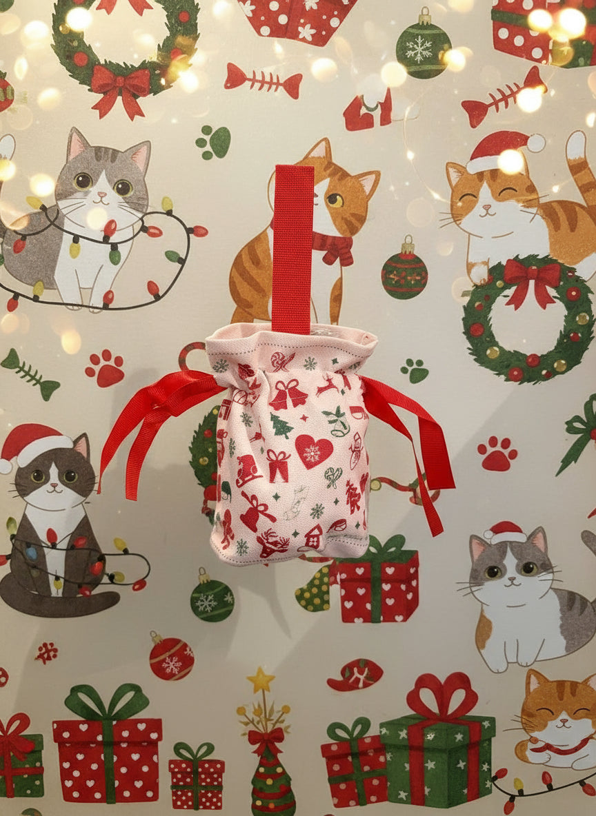 Christmas Cat Hamper $14.50