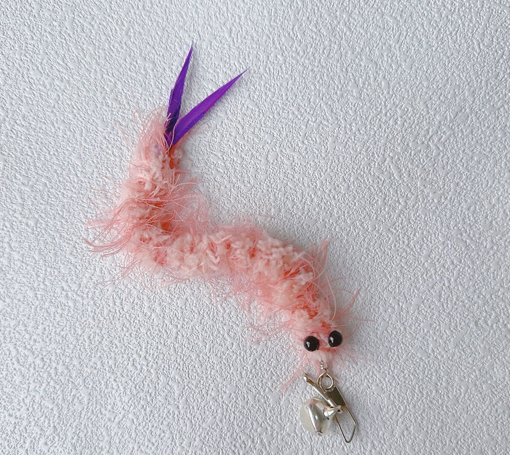 Bugs Cat Teaser – Interactive Feather Wand Toy for Cats
