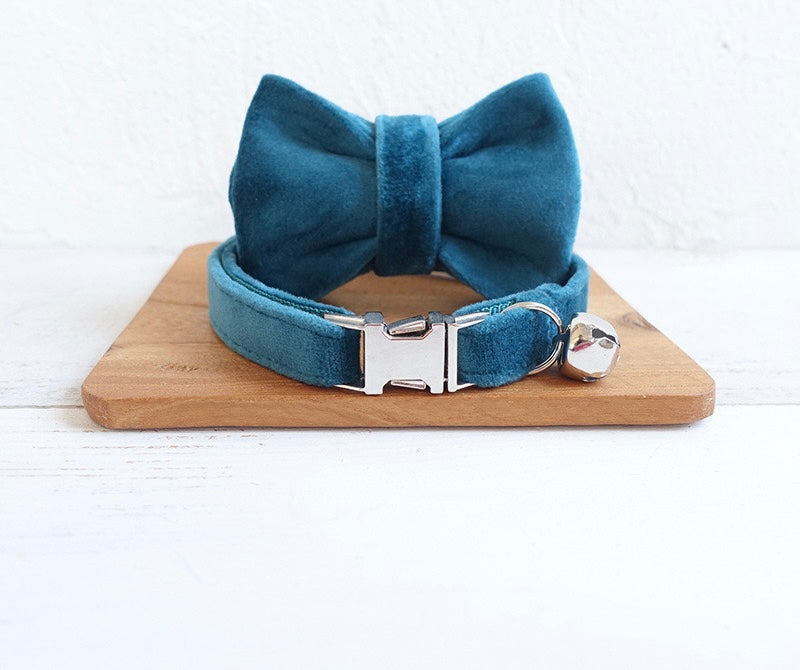 Green Velvet Cat/Puppy Collar Bowtie