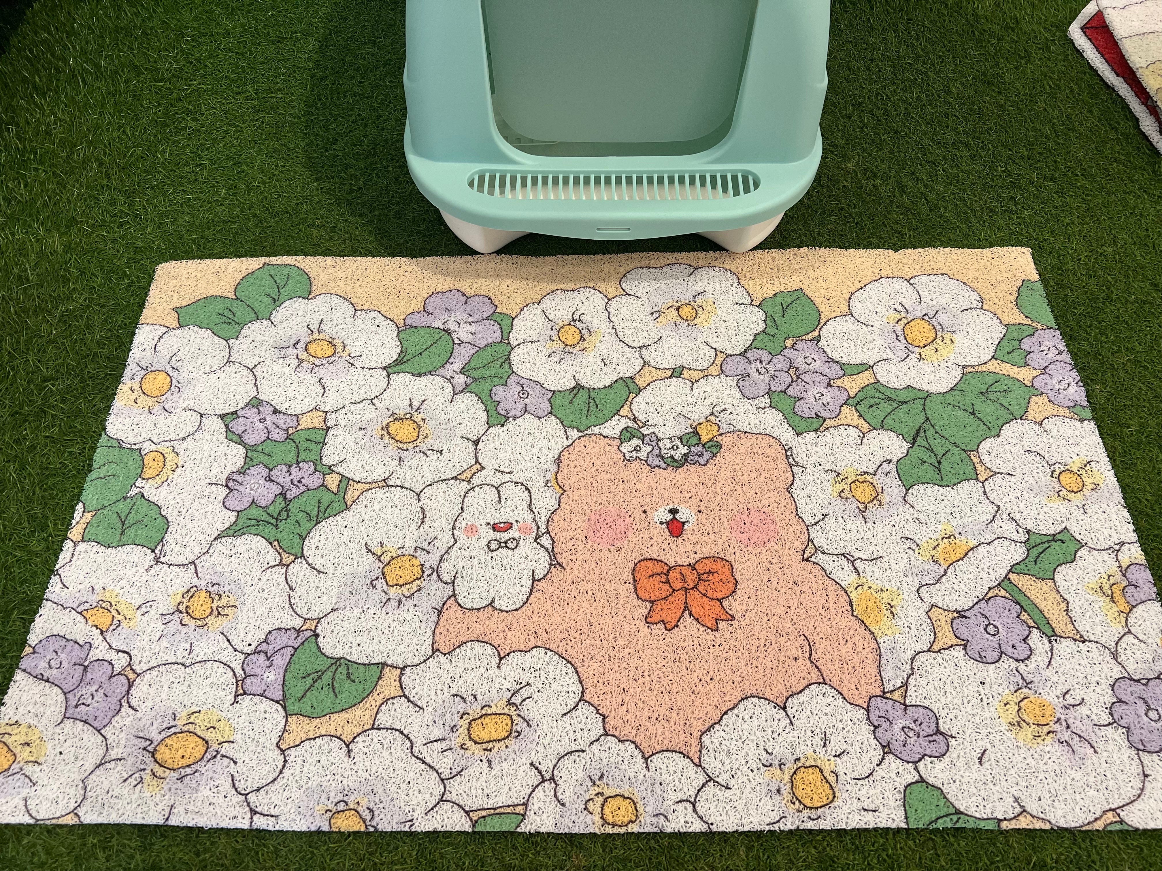 Cat Litter/Non Slip Mat - Bear and Flowers